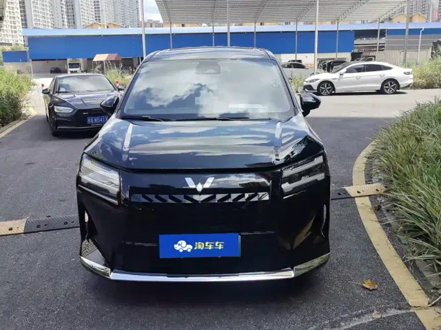 Wuling Starlight 730 — Фото автомобиля 2