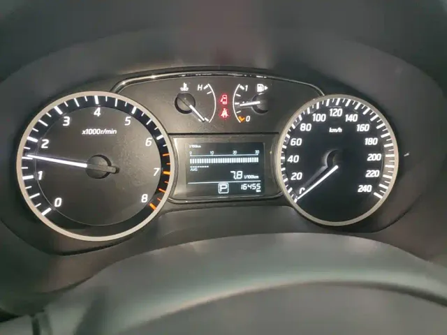 Nissan Sylphy — Фото автомобиля 11