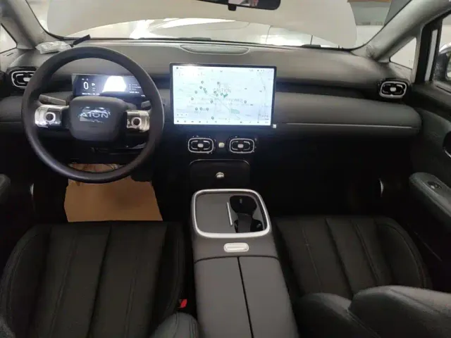 GAC Aion UT — Фото автомобиля 9