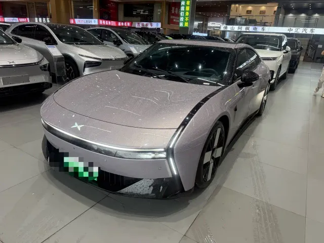 Xpeng P7 — Фото автомобиля 2