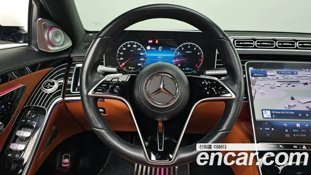 Mercedes-Benz S-Class — Фото автомобиля 14