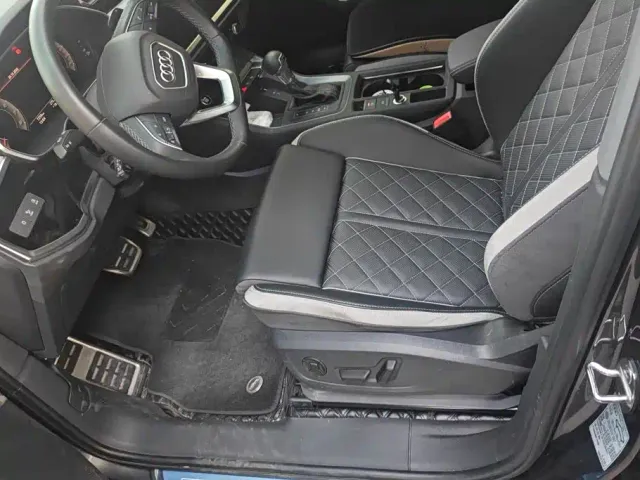 Audi Q3 — Фото автомобиля 9