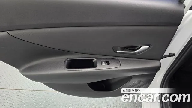 Hyundai Avante — Фото автомобиля 14