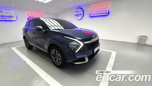 Kia Sportage Sportage 5-е поколение Бензин 1.6 турбо 2WD — Фото автомобиля 8