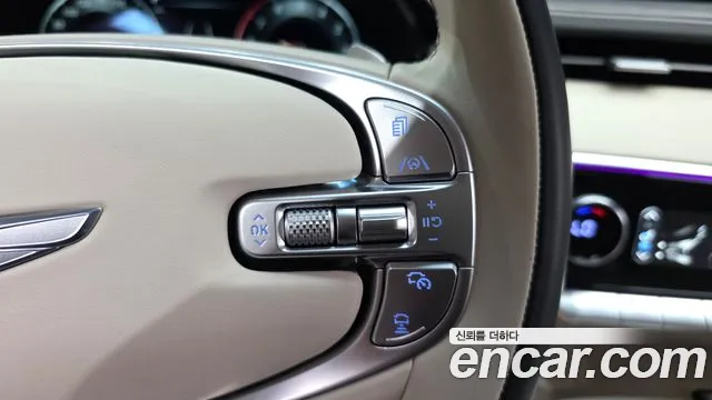 Genesis GV70 2.5T Бензин AWD — Фото автомобиля 8