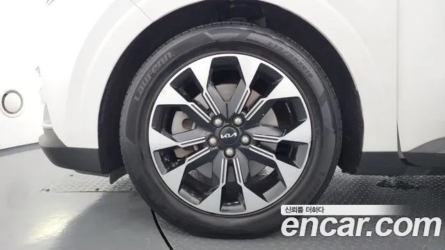 Kia Canival Carnival 4 поколение Дизель 9 мест Prestige — Фото автомобиля 5