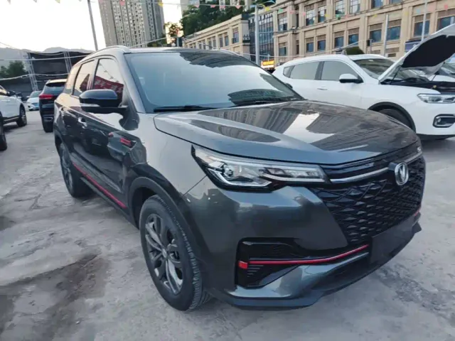 Changan CS55 Plus — Фото автомобиля 3