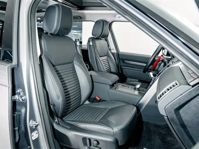 Land Rover Discovery — Фото автомобиля 20