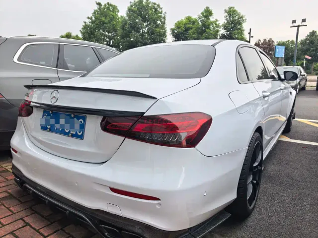 Mercedes-Benz E-Class — Фото автомобиля 17