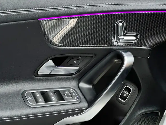 Mercedes-Benz A-Class — Фото автомобиля 23