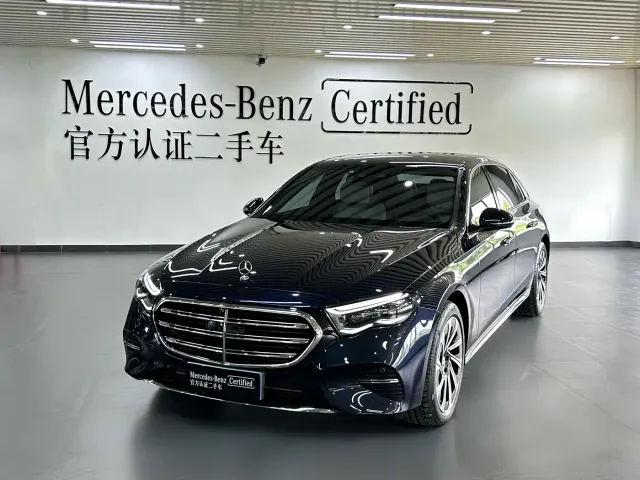 Mercedes-Benz E-Class — Фото автомобиля 2