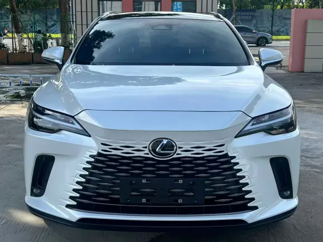 Lexus RX — Фото автомобиля 2