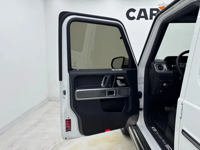 Mercedes-Benz G-Class — Фото автомобиля 10