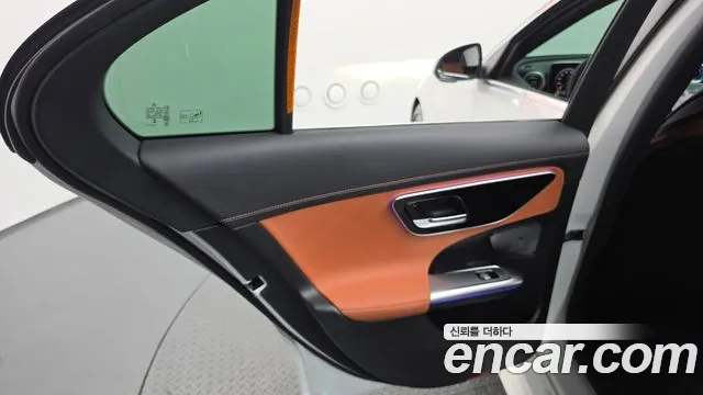 Mercedes-Benz C-Class — Фото автомобиля 20