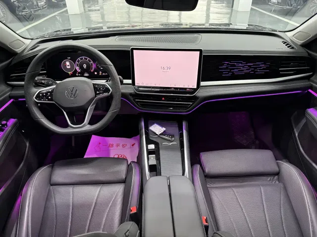 Volkswagen Passat — Фото автомобиля 6