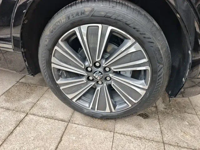 Buick E5 — Фото автомобиля 25