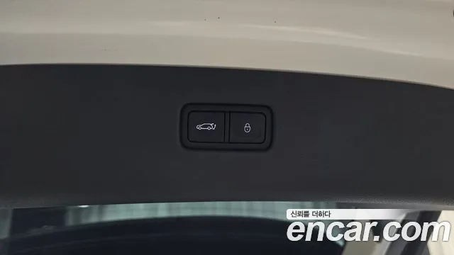 Genesis GV80 — Фото автомобиля 23