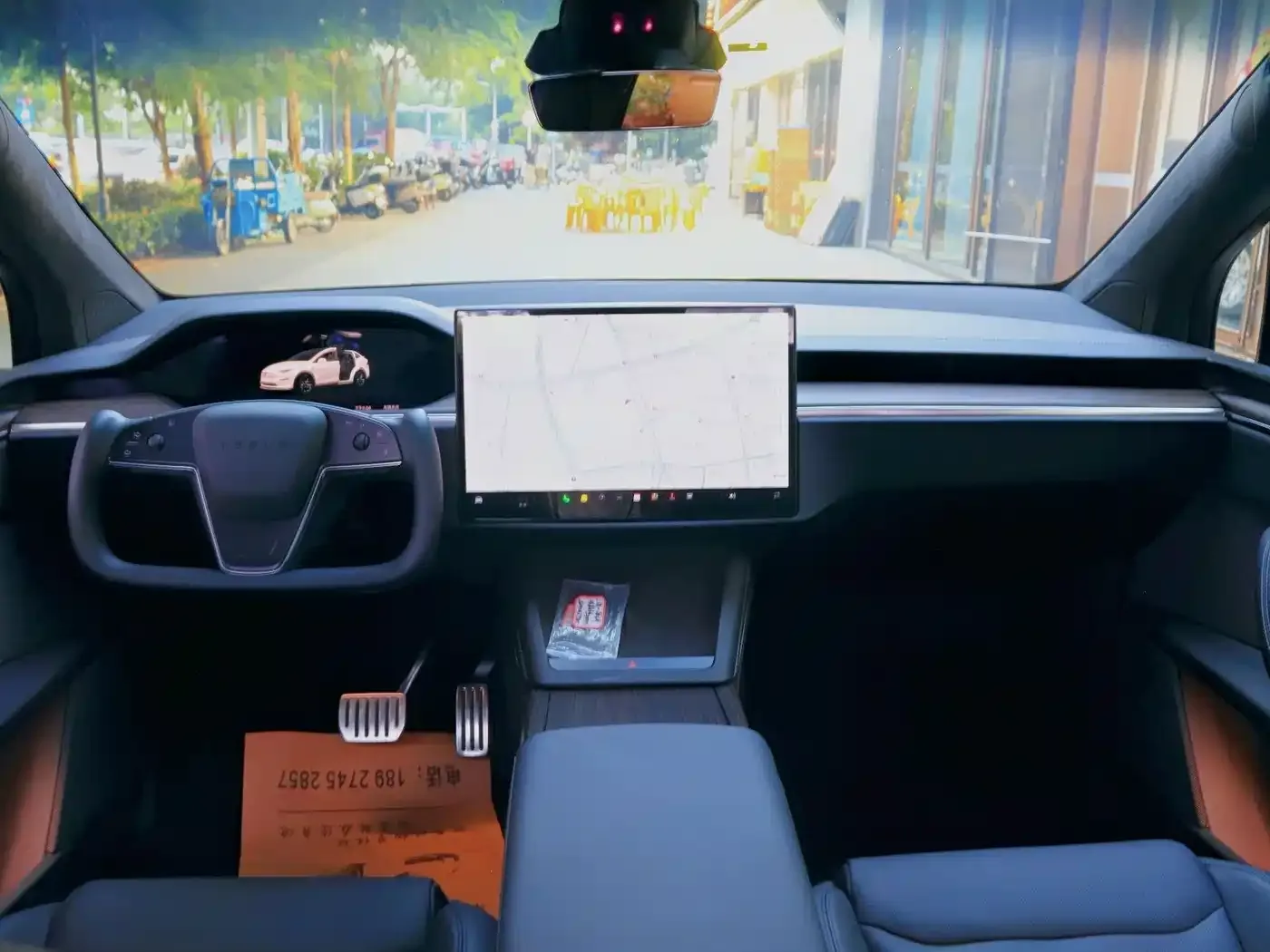 Tesla Model X 2023 Dual Motor All-Wheel Drive Edition — Фото автомобиля 10