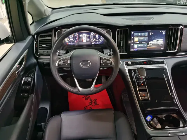 GAC Trumpchi M8 — Фото автомобиля 6