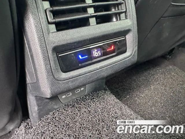 Volkswagen Golf Golf 8 поколение 2.0 TDI Prestige — Фото автомобиля 18