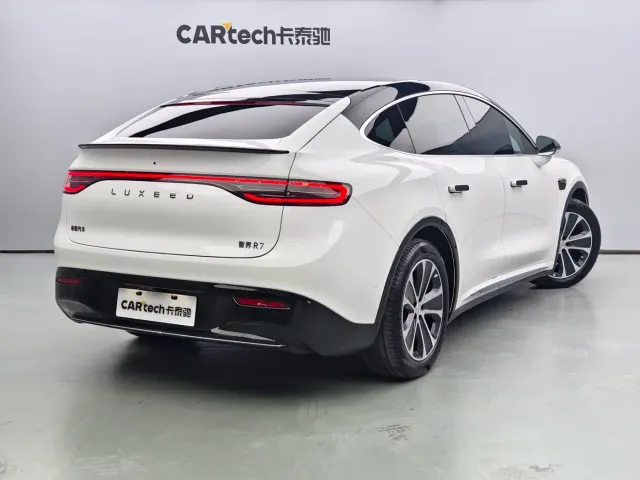 Luxeed R7 — Фото автомобиля 3