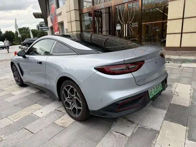 Hozon Neta GT — Фото автомобиля 6