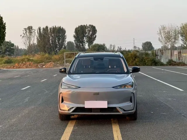 Geely Galaxy E5 — Фото автомобиля 2