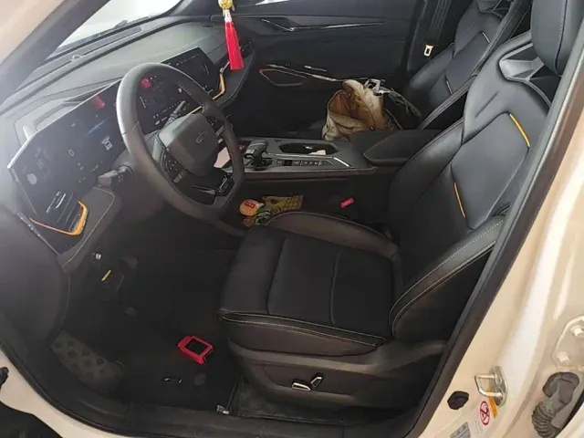 Changan X5 Plus — Фото автомобиля 14