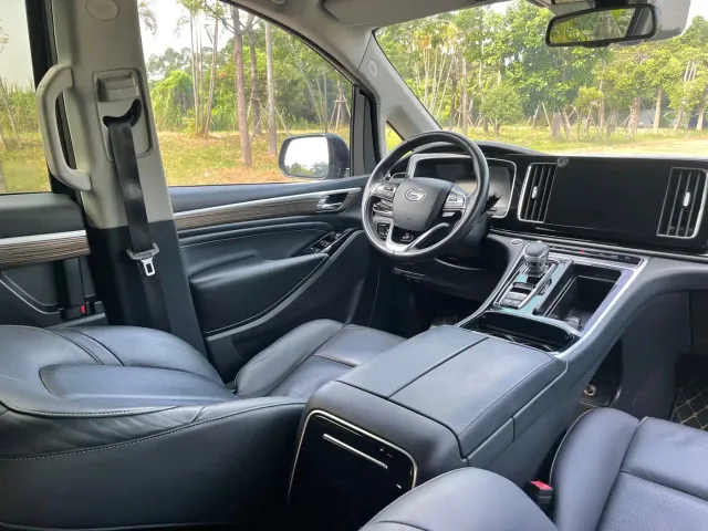 GAC Trumpchi M8 — Фото автомобиля 19