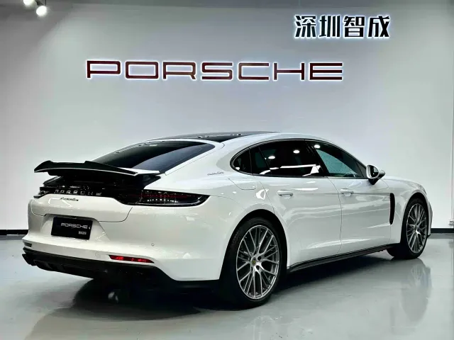 Porsche Panamera — Фото автомобиля 7