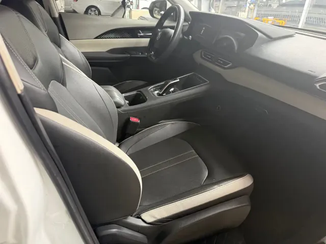 Dongfeng Aeolus Dongfeng Fengshen E70 2021 500 Premium Edition — Фото автомобиля 5