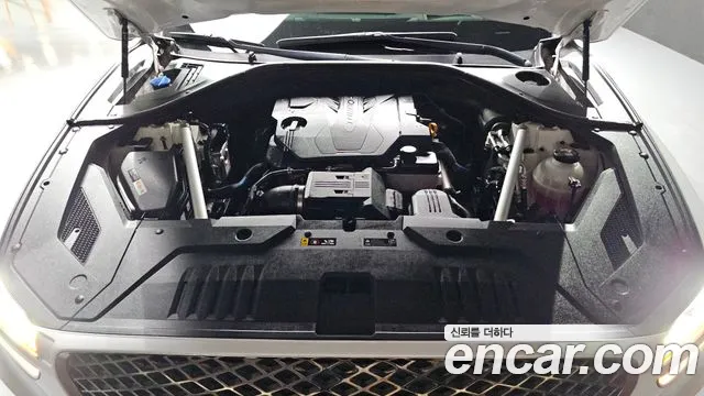 Genesis GV70 2.5T Бензин AWD — Фото автомобиля 6