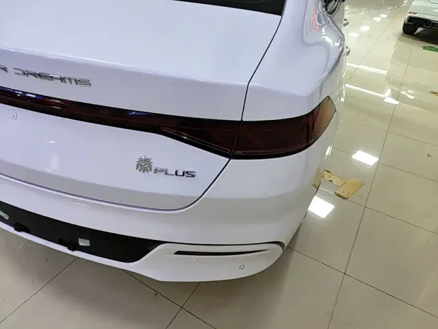 BYD Qin PLUS — Фото автомобиля 7