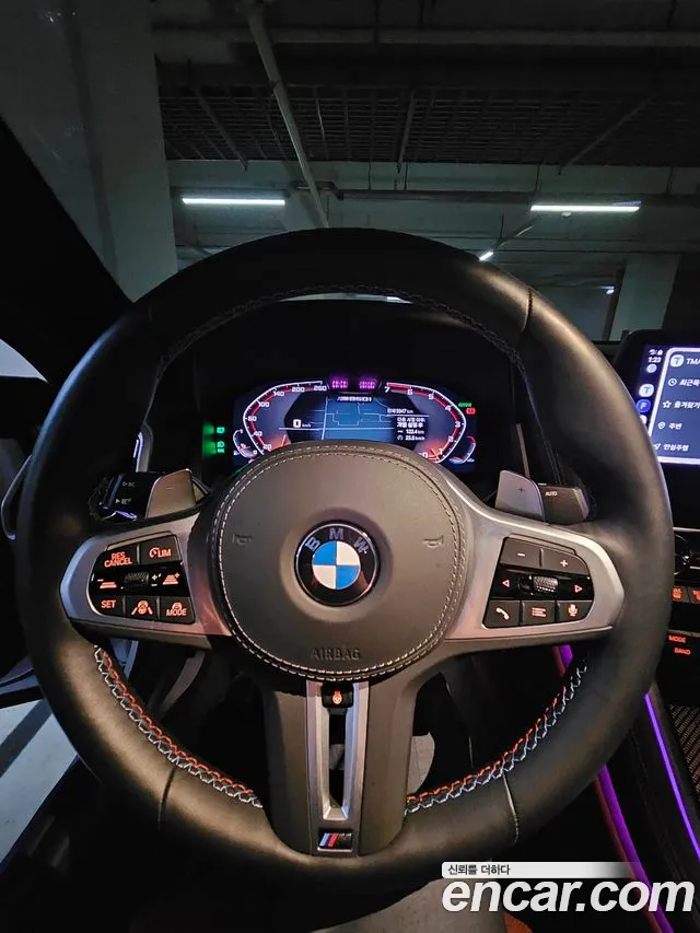BMW 8 Series G15 — Фото автомобиля 7