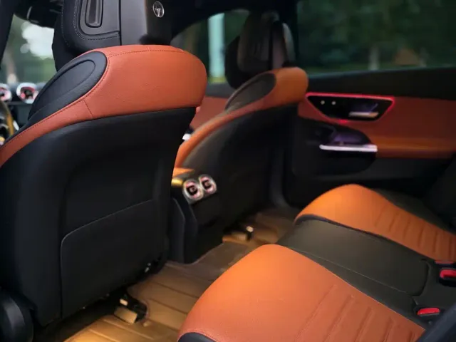 Mercedes-Benz C-Class — Фото автомобиля 8