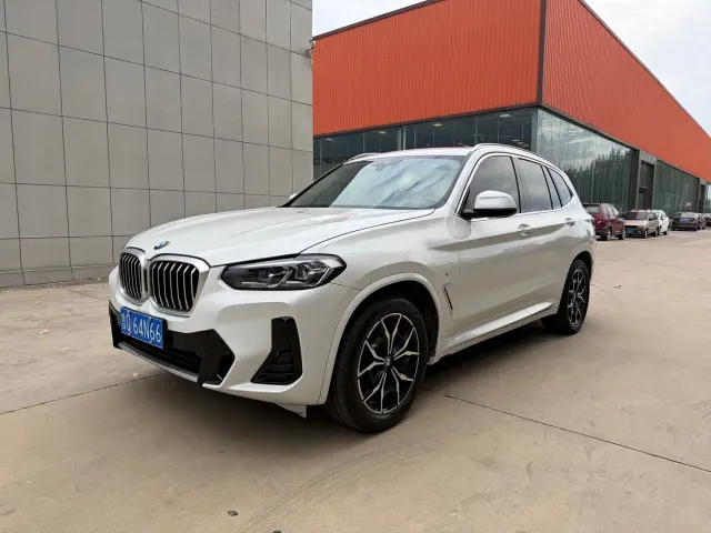 Фотография автомобиля — BMW X3