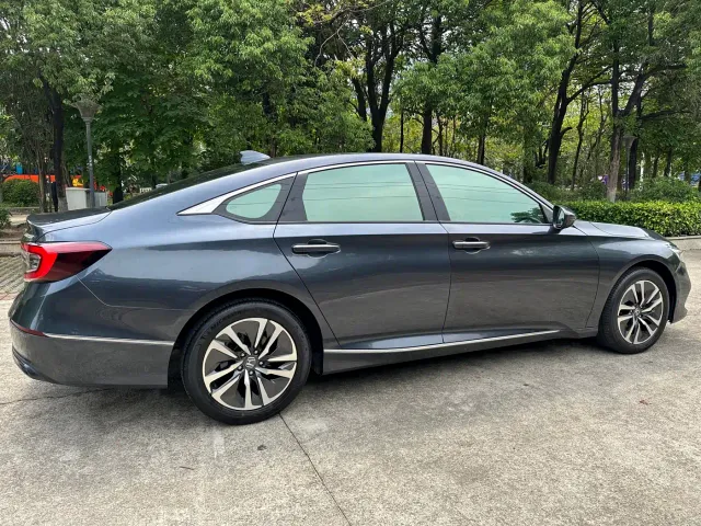 Honda Accord — Фото автомобиля 14