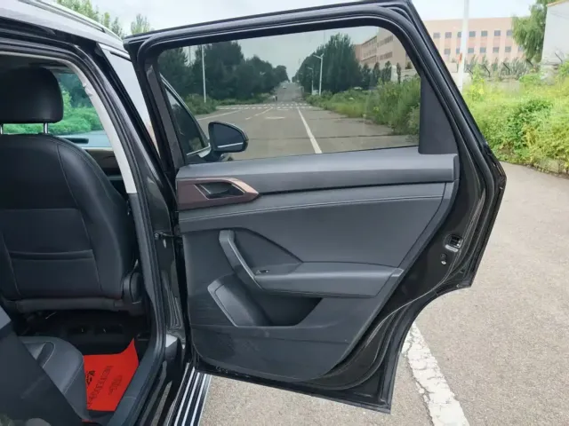 Volkswagen Tharu — Фото автомобиля 12