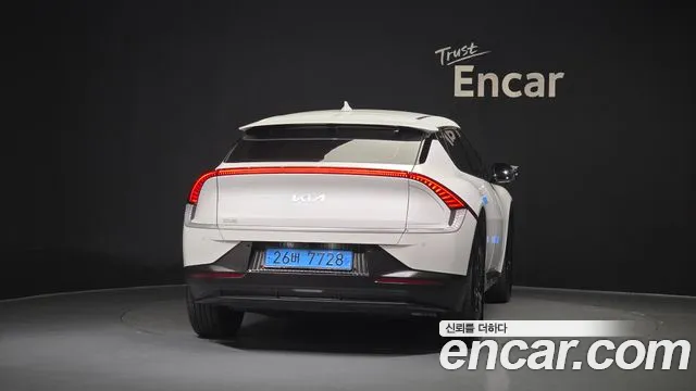 Kia EV6 — Фото автомобиля 4