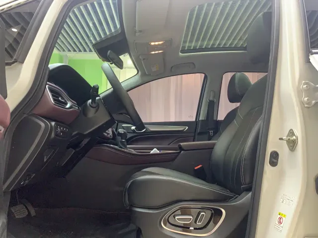 GAC Trumpchi M6 — Фото автомобиля 11