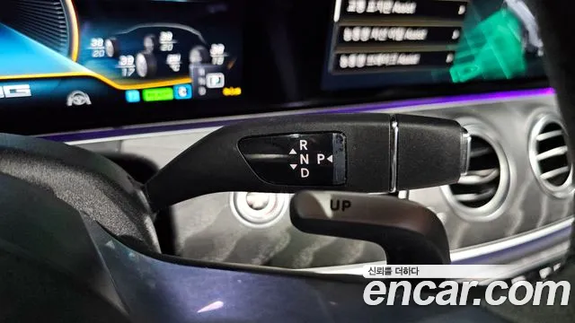 Mercedes-Benz E-Class — Фото автомобиля 9