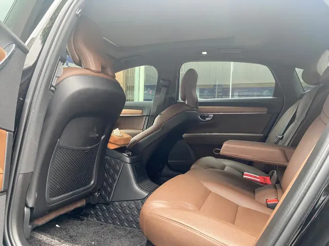 Volvo S90 — Фото автомобиля 8