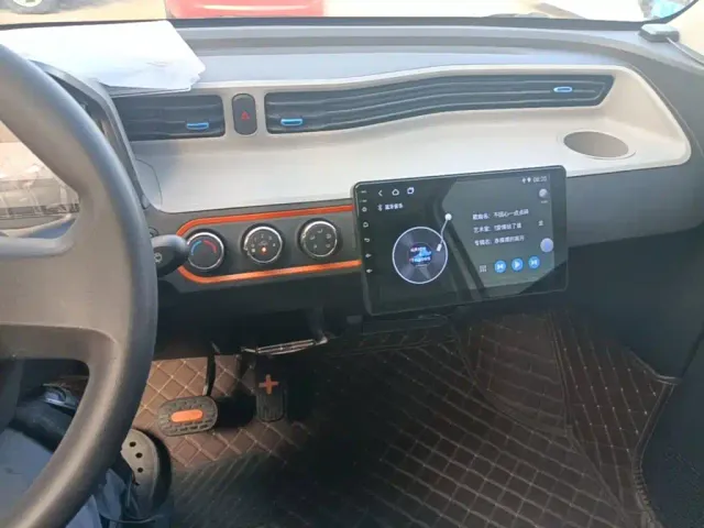 Wuling Hongguang Mini EV — Фото автомобиля 12