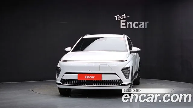 Hyundai Kona SX2 — Фото автомобиля 3