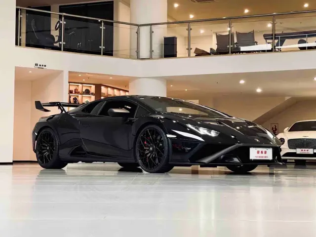 Lamborghini Huracan — Фото автомобиля 13