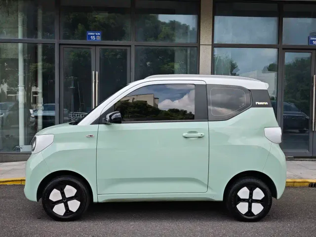 Wuling Hongguang Mini EV — Фото автомобиля 3