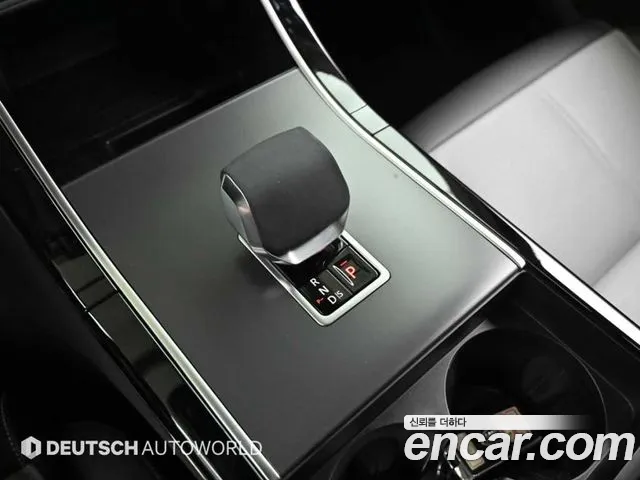 Land Rover Range Rover Velar Range Rover Velar 3.0 P400 Dynamic HSE — Фото автомобиля 9