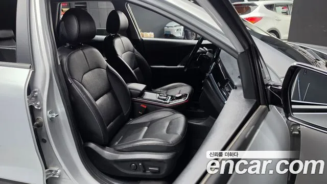 Kia Niro Niro Plus Air — Фото автомобиля 26