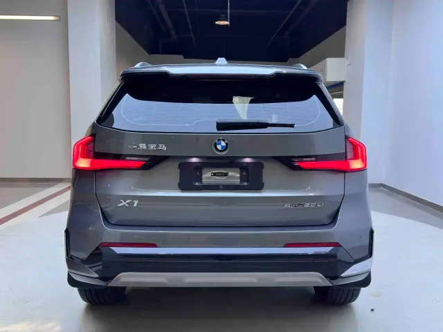 BMW X1 — Фото автомобиля 4