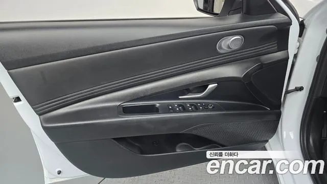 Hyundai Avante CN7 — Фото автомобиля 13